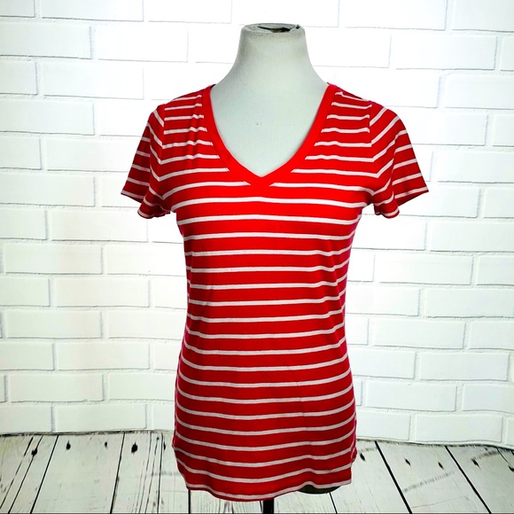 10/$25🦋Merona Coral & White Stripe V-Neck Tee - M